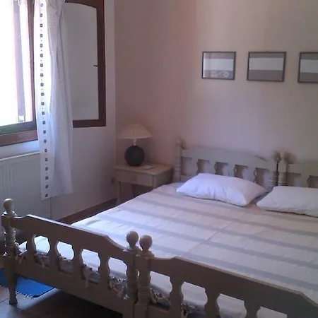Apartament Rena *